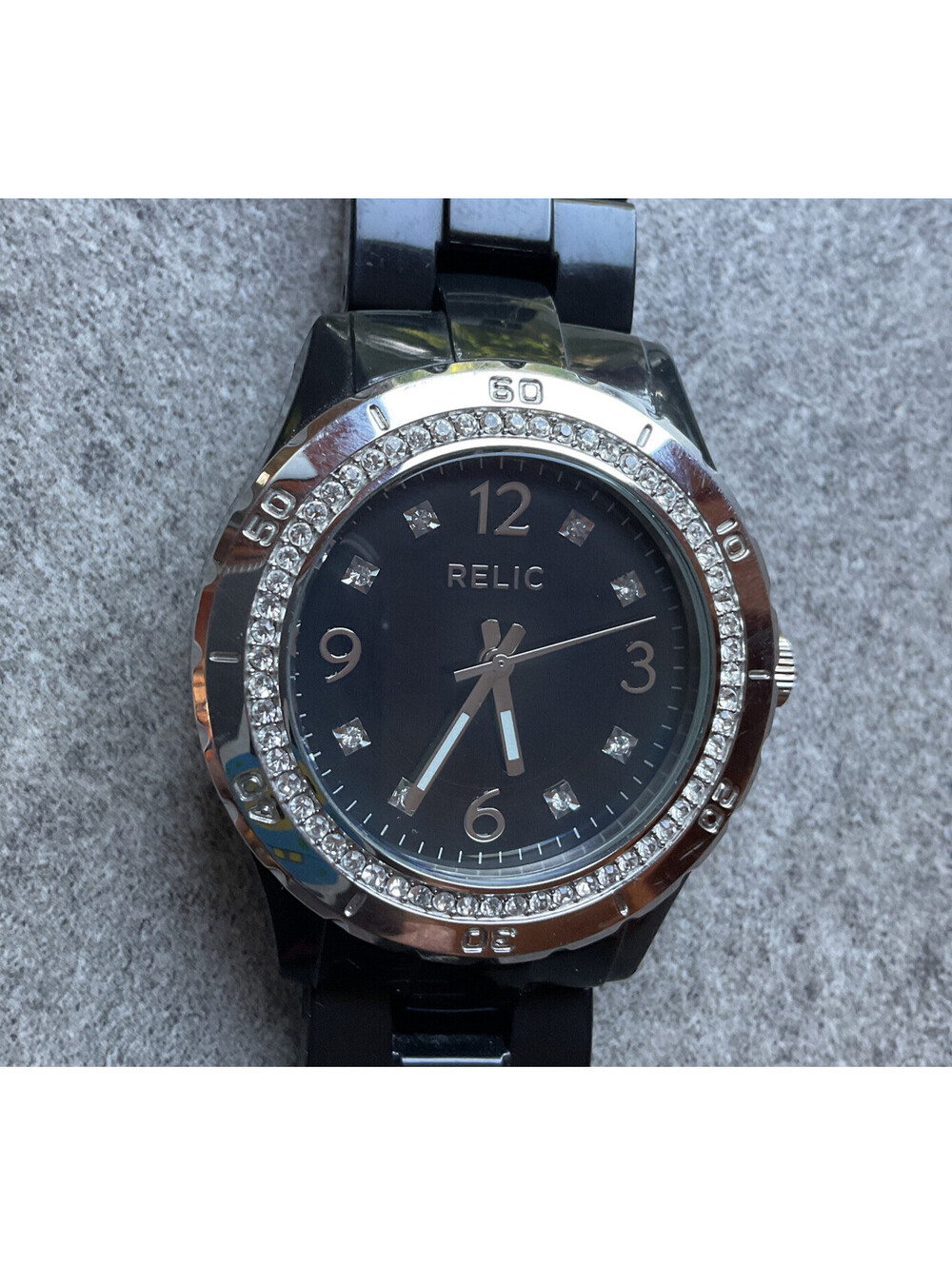 Relic Lady's Crystal Accent Watch Watch ZR11926 Black Resin Case & Band Bin S